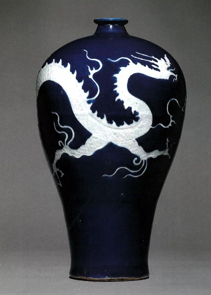 視頻 &middot; 幽藍(lán)神采、瓶中之王 --元青花云龍紋梅瓶 | 崇正18春拍